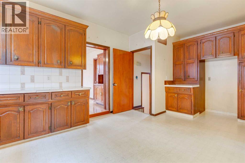 1747 2 Avenue Nw, Calgary, Alberta  T2N 0G3 - Photo 13 - A2277776