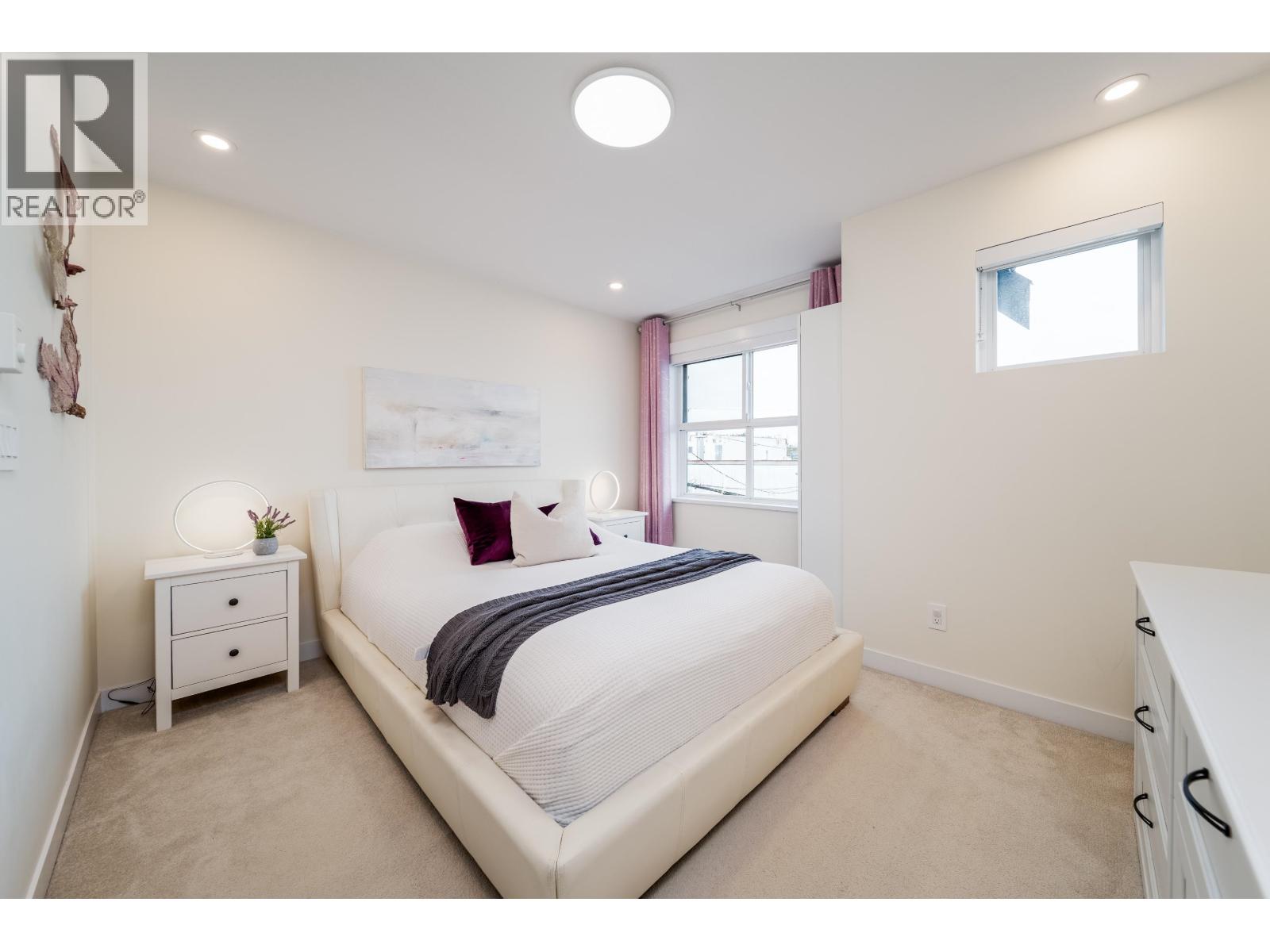 17 7039 Macpherson Avenue, Burnaby, British Columbia  V5J 4N4 - Photo 15 - R3079473