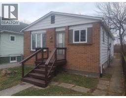 3563 BLOOMFIELD, Windsor, Ontario