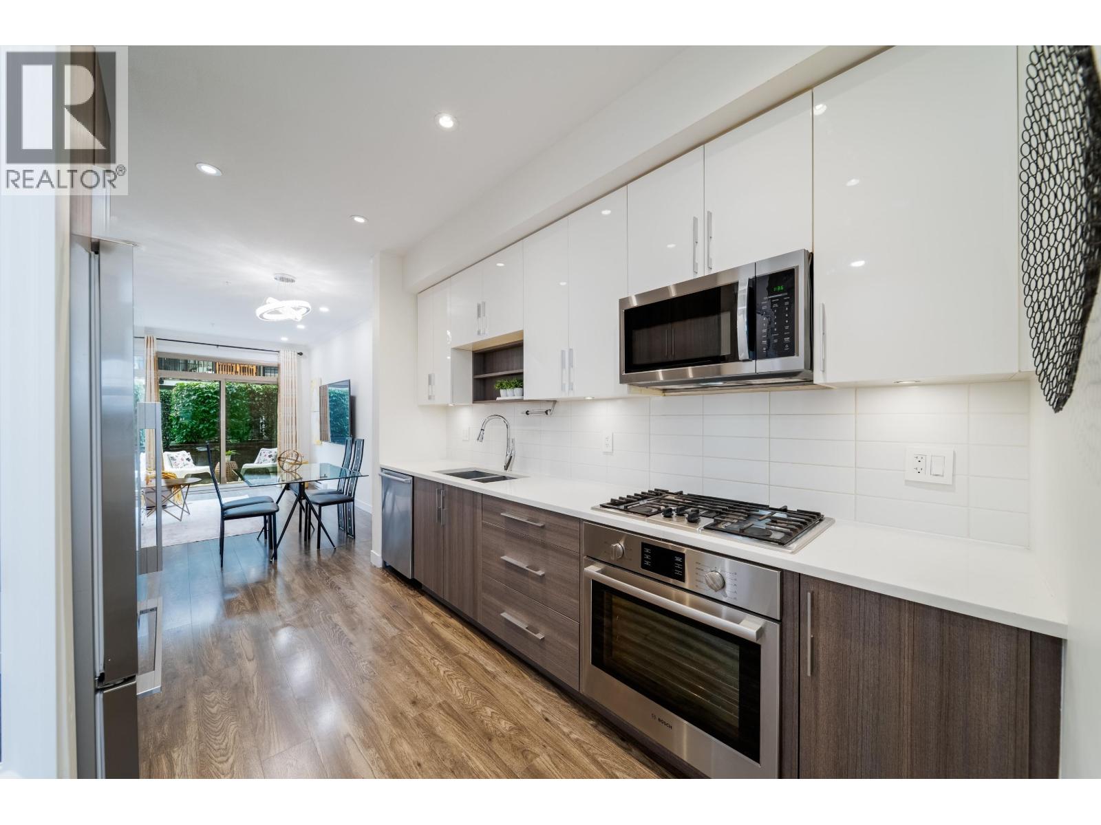 17 7039 Macpherson Avenue, Burnaby, British Columbia  V5J 4N4 - Photo 11 - R3079473