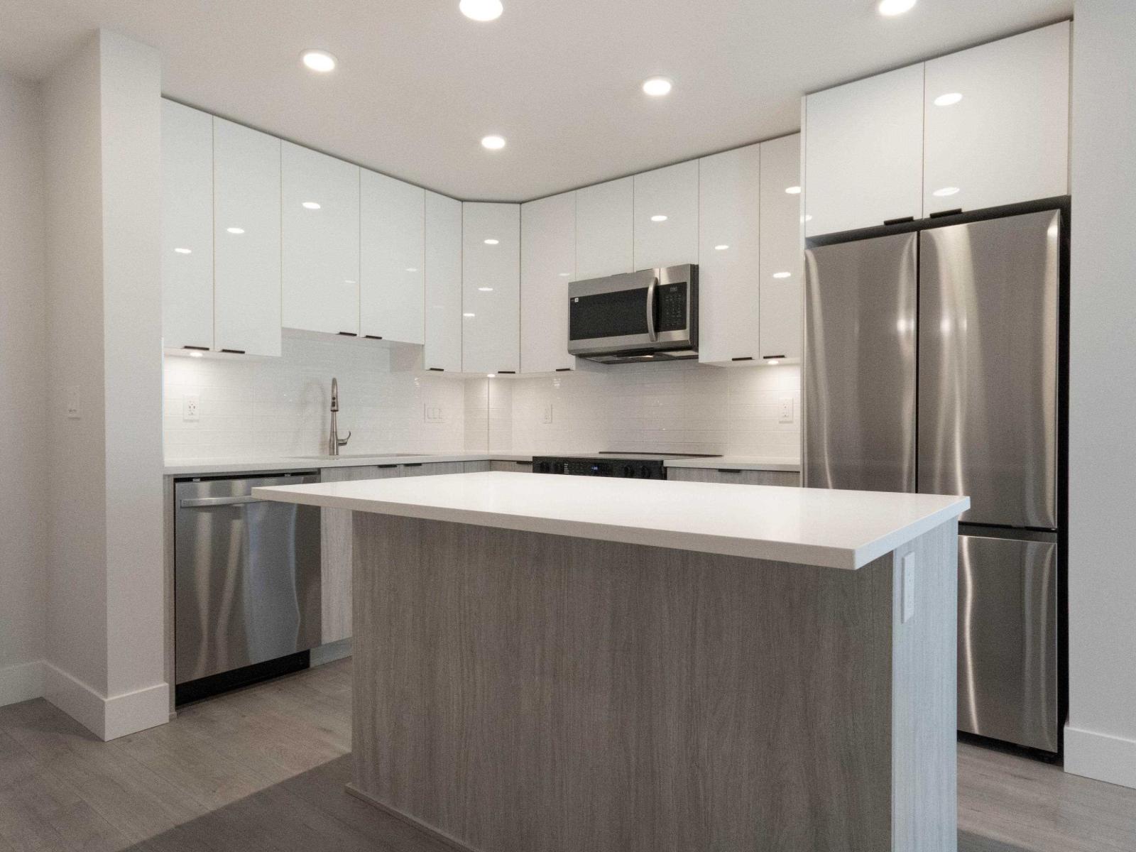 312 13458 95 Avenue, Surrey, British Columbia  V3V 0H1 - Photo 4 - R3077178