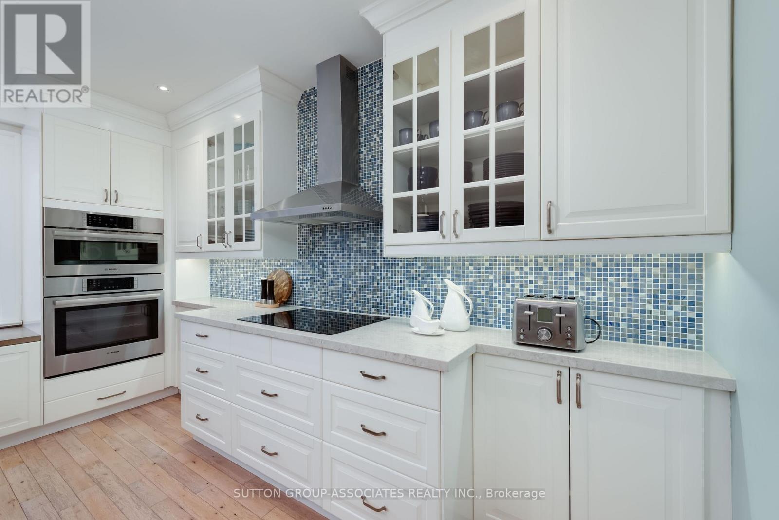 91 Northcliffe Boulevard, Toronto, Ontario  M6H 3H3 - Photo 10 - C12696404