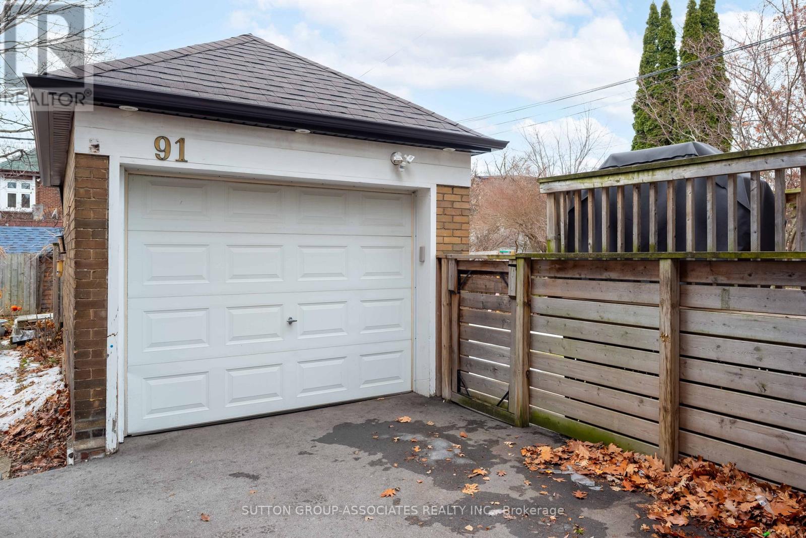 91 Northcliffe Boulevard, Toronto, Ontario  M6H 3H3 - Photo 45 - C12696404