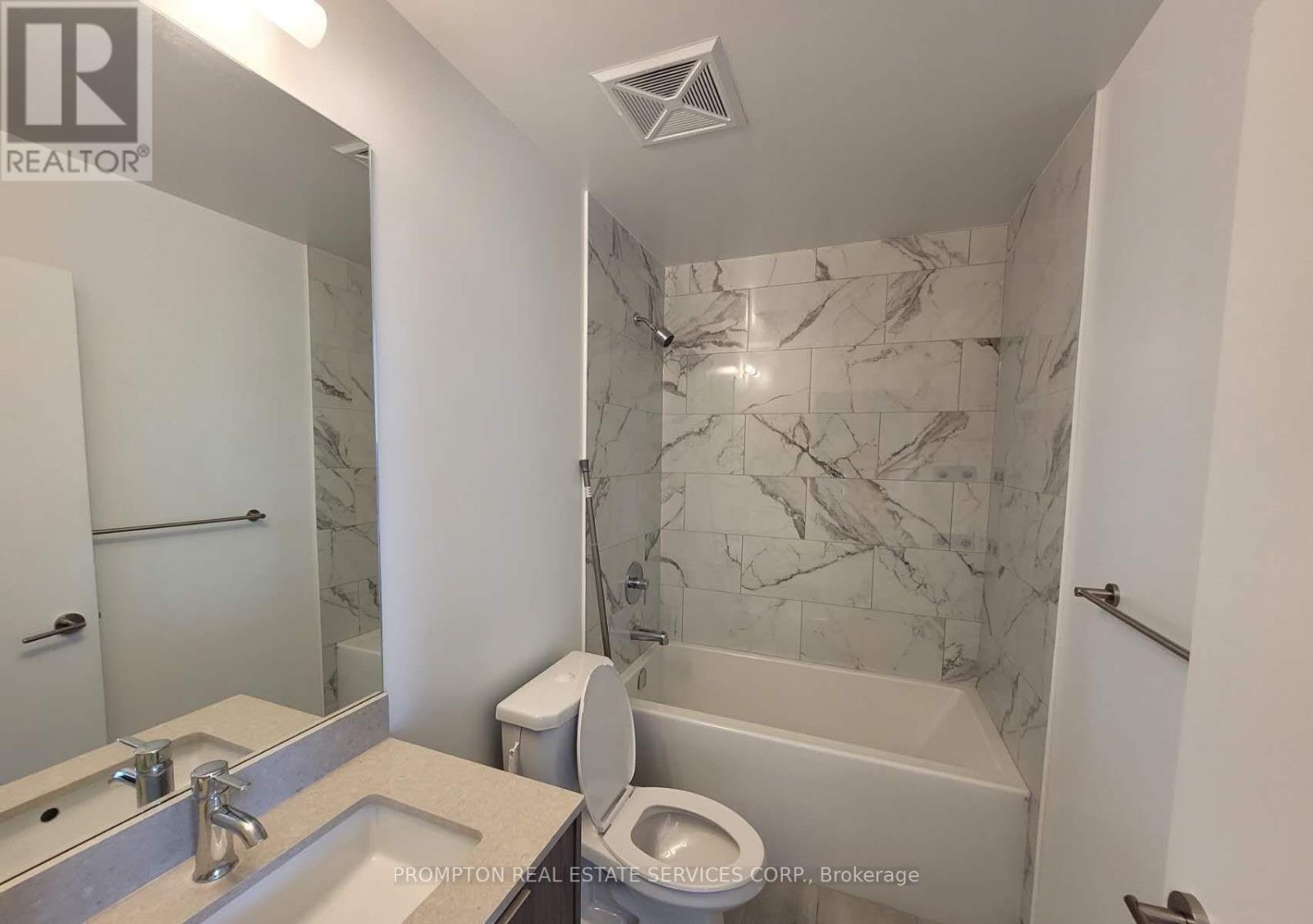 215 - 36 Forest Manor Road, Toronto, Ontario  M2J 1M5 - Photo 6 - C12696456