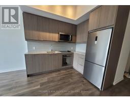 215 - 36 FOREST MANOR ROAD, Toronto, Ontario