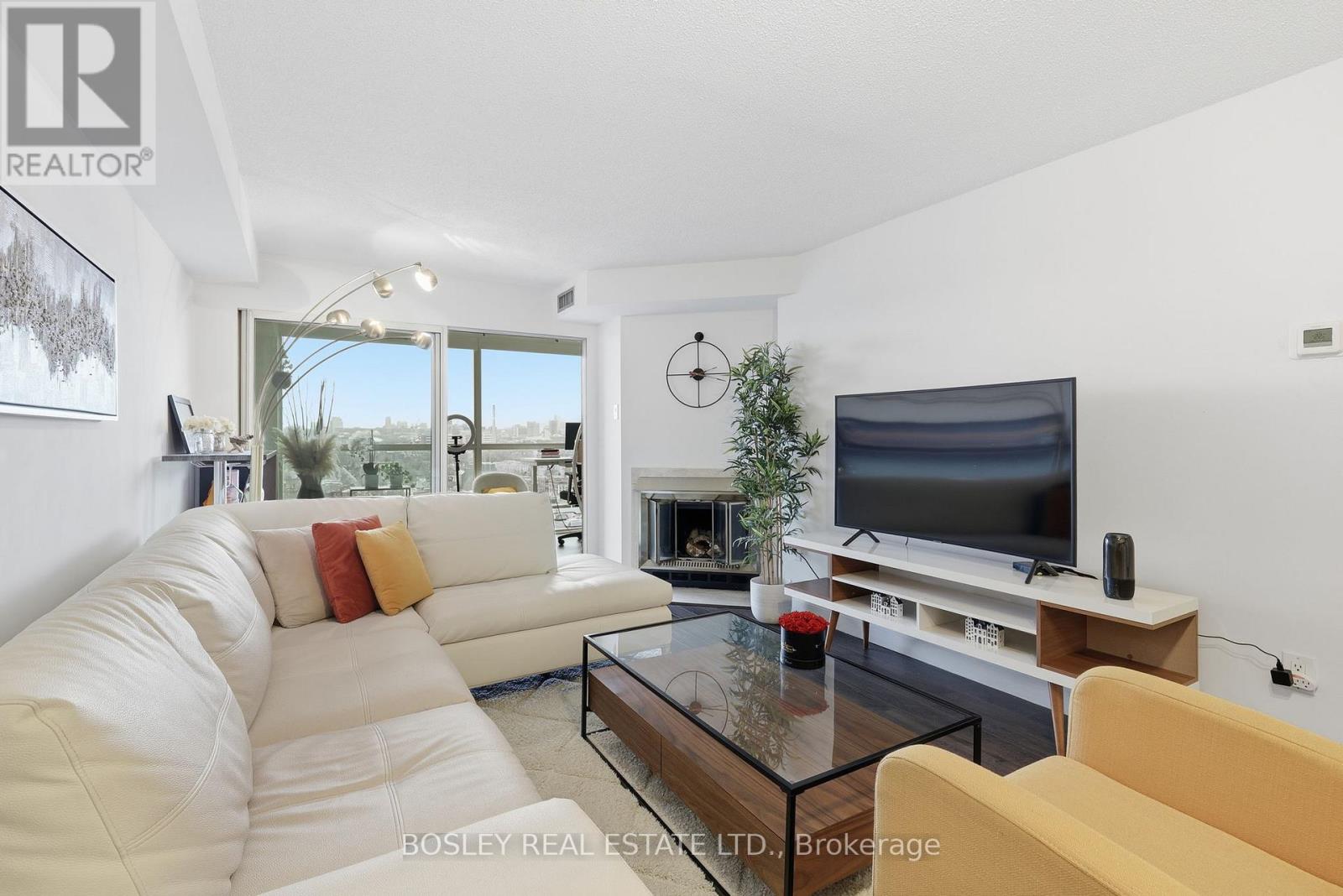 Ph 12 - 705 King Street W, Toronto, Ontario  M5V 2W8 - Photo 2 - C12696468