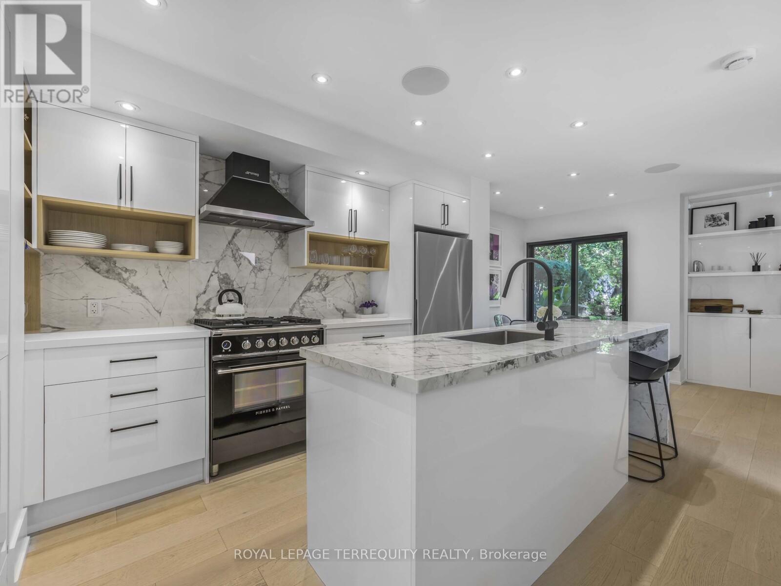 125 - 10 Walker Avenue, Toronto, Ontario  M4V 1G2 - Photo 4 - C12696470