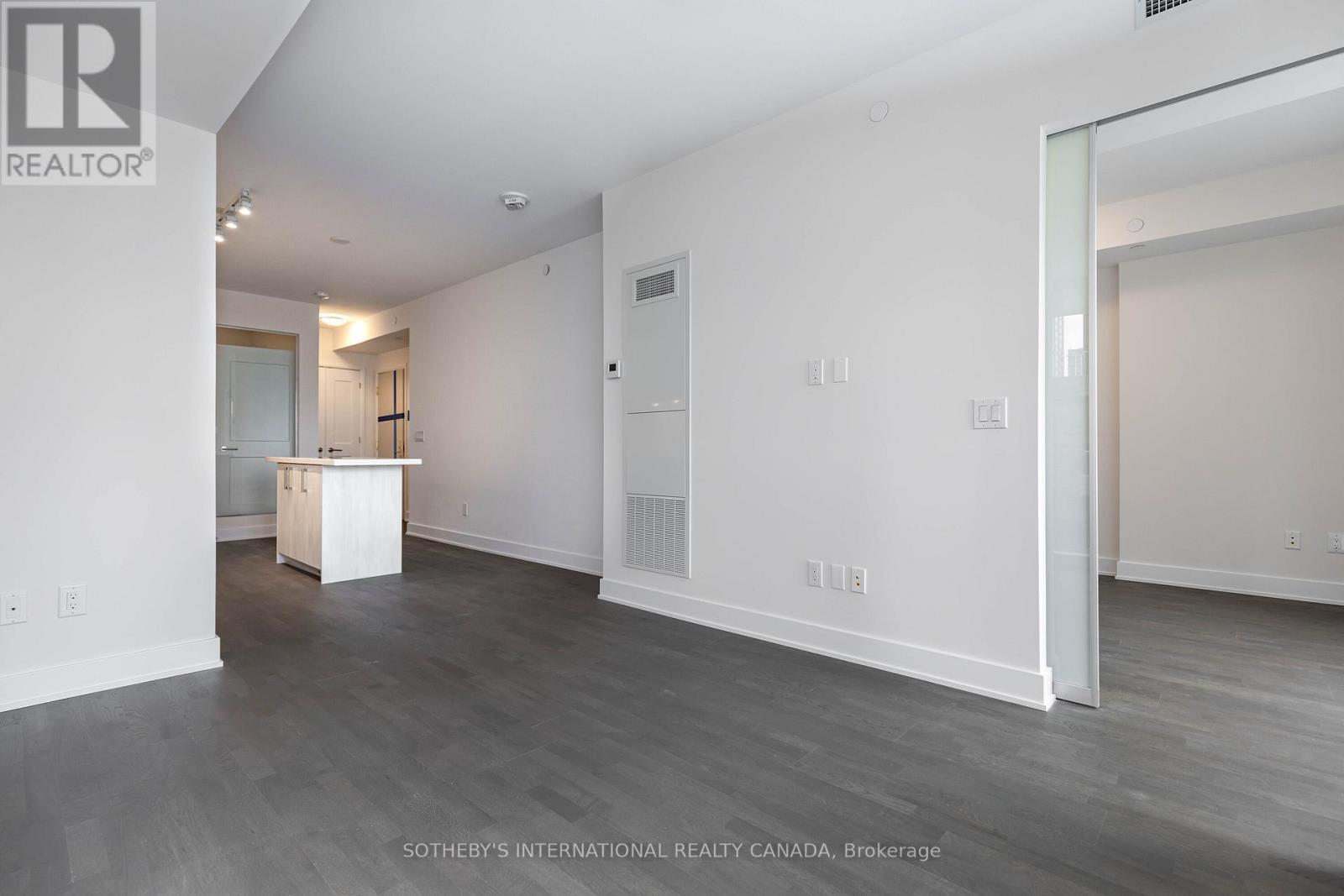 906 - 88 Cumberland Street, Toronto, Ontario  M5R 0C8 - Photo 6 - C12696486