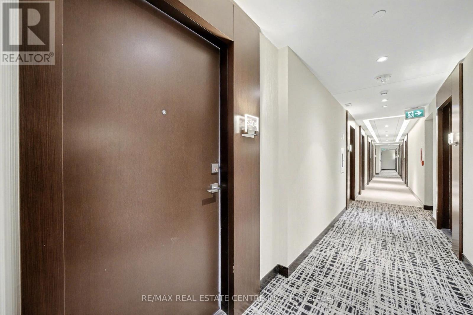 5404 - 2221 Yonge Street, Toronto, Ontario  M4S 0B8 - Photo 4 - C12696542