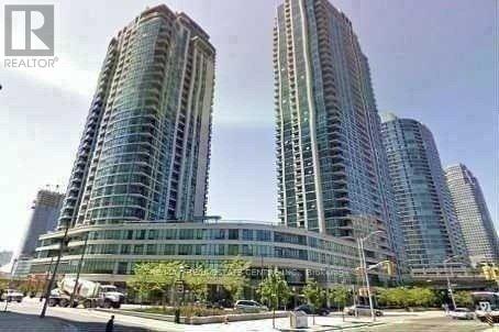 701 - 18 Harbour Street, Toronto, Ontario  M5J 2Z6 - Photo 2 - C12696546