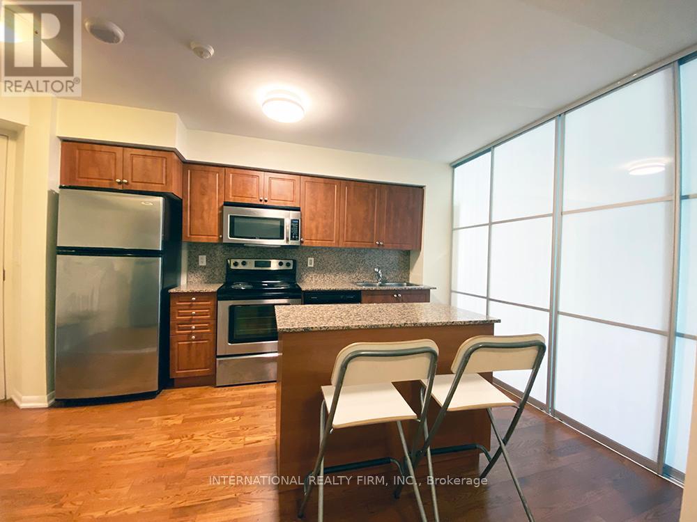 1112 - 215 Fort York Boulevard, Toronto, Ontario  M5V 4A2 - Photo 7 - C12696548