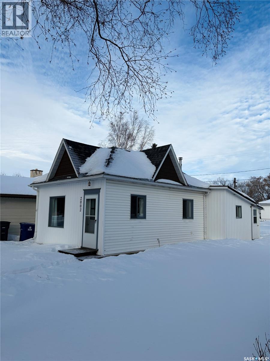 2002 3rd Street, Rosthern, Saskatchewan  S0K 3R0 - Photo 1 - SK026823