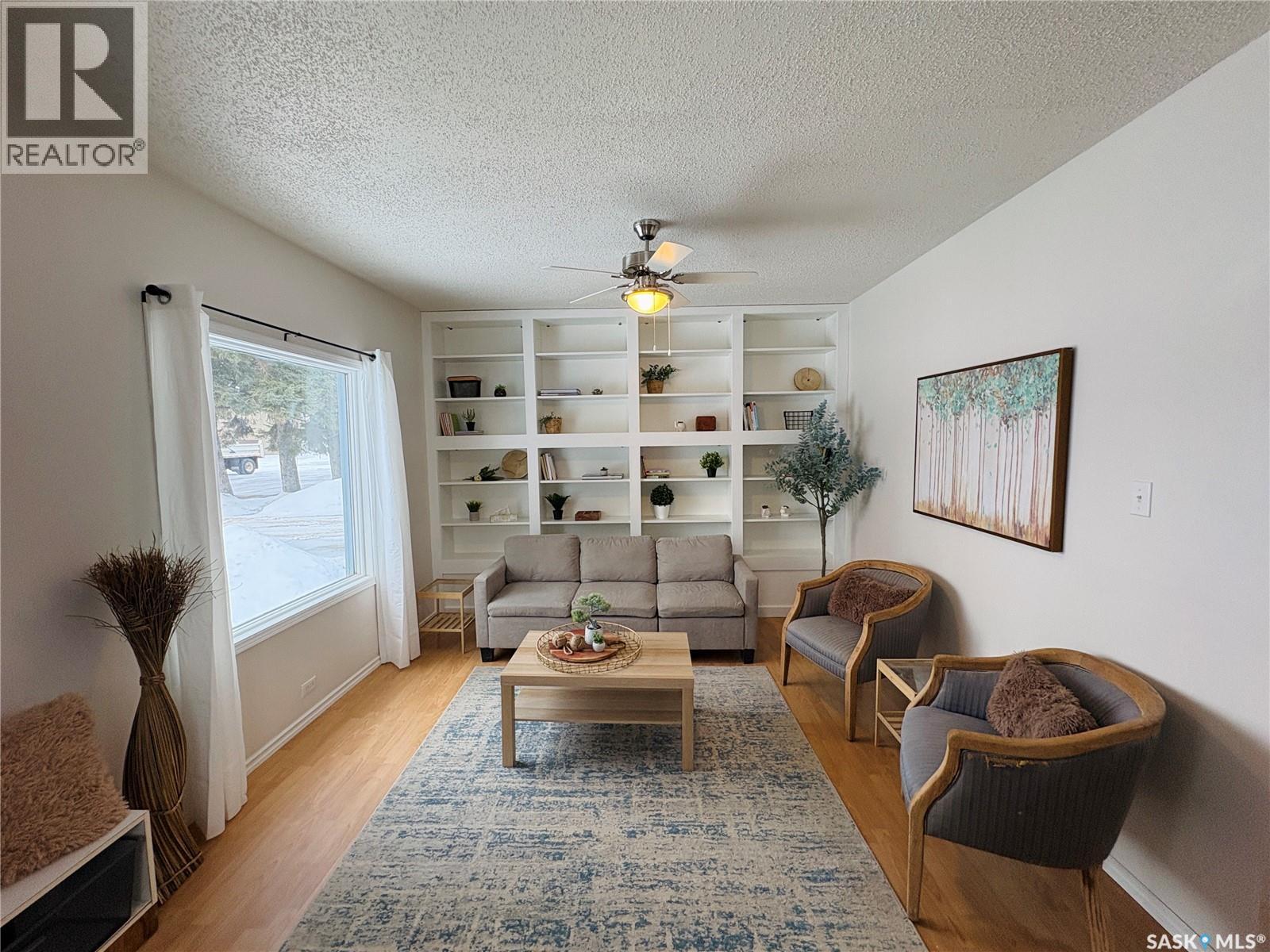 2002 3rd Street, Rosthern, Saskatchewan  S0K 3R0 - Photo 13 - SK026823