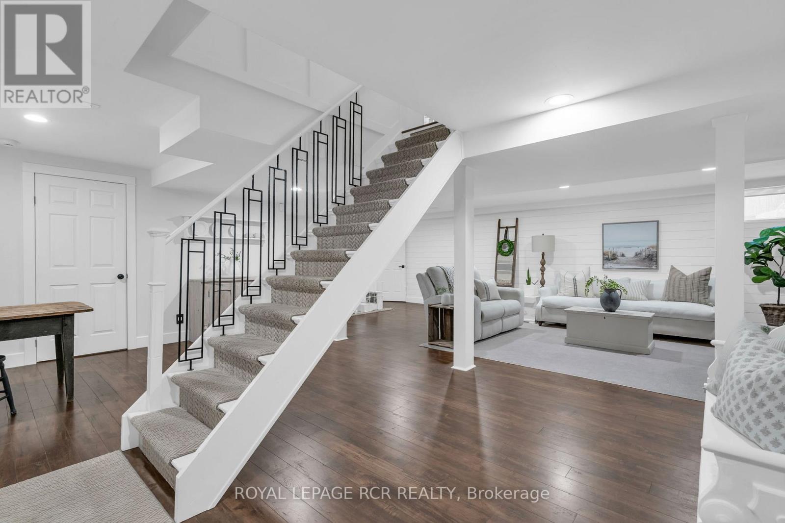 36 Marie Street, Georgina, Ontario  L0E 1L0 - Photo 43 - N12696384