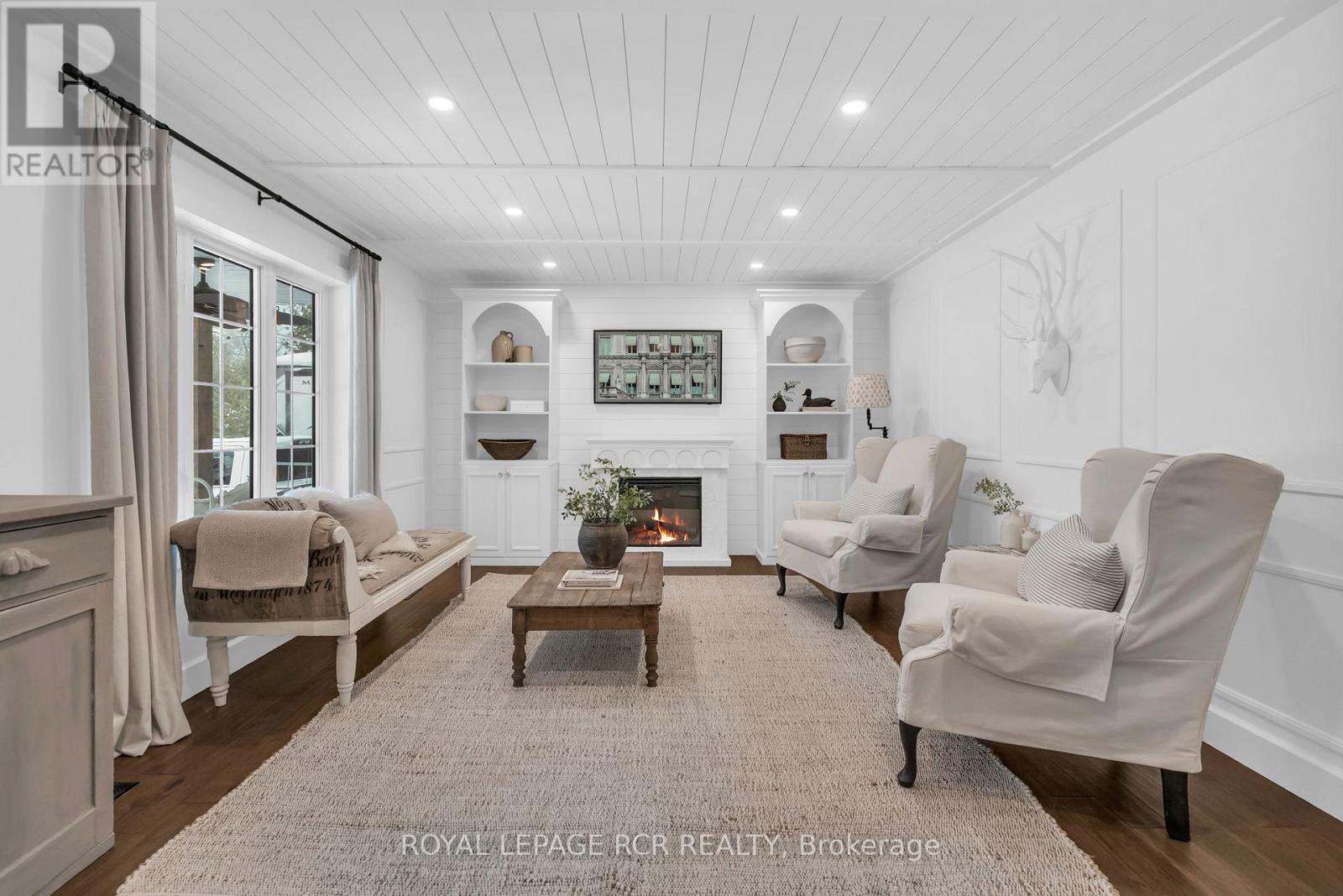 36 Marie Street, Georgina, Ontario  L0E 1L0 - Photo 8 - N12696384