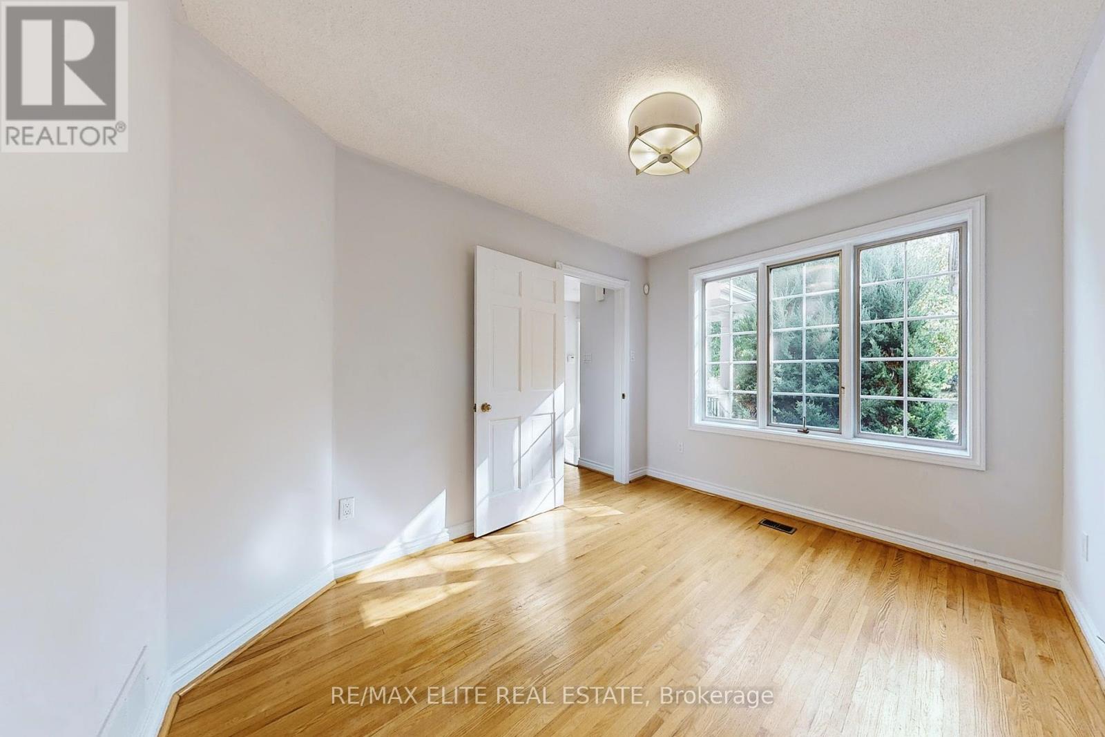 61 Beaufort Hills Road, Richmond Hill, Ontario  L4E 2N3 - Photo 17 - N12696466