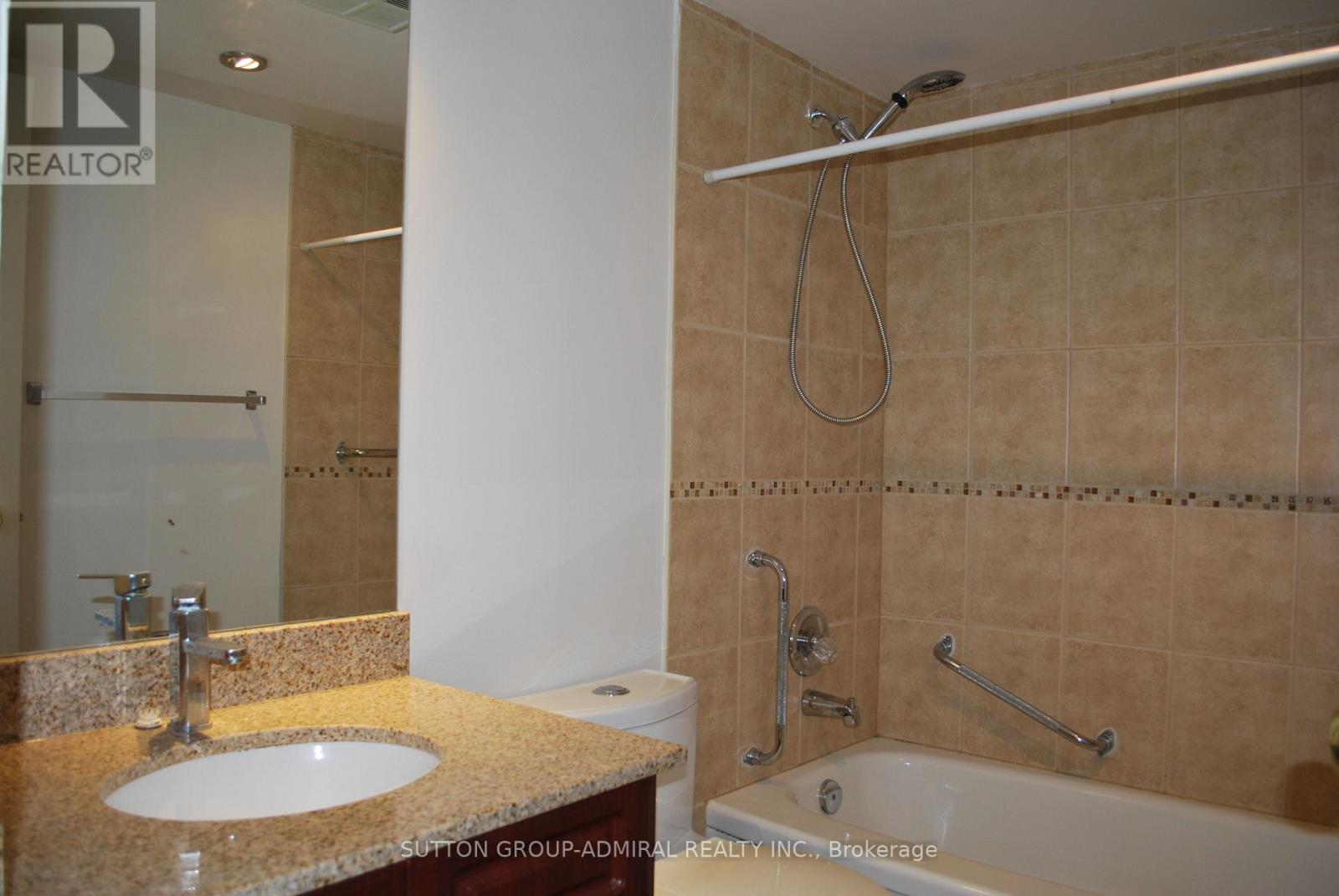 1109 - 7440 Bathurst Street, Vaughan, Ontario  L4J 7K8 - Photo 10 - N12696532