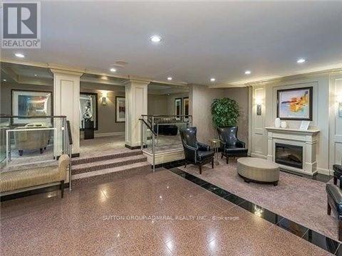 1109 - 7440 Bathurst Street, Vaughan, Ontario  L4J 7K8 - Photo 2 - N12696532