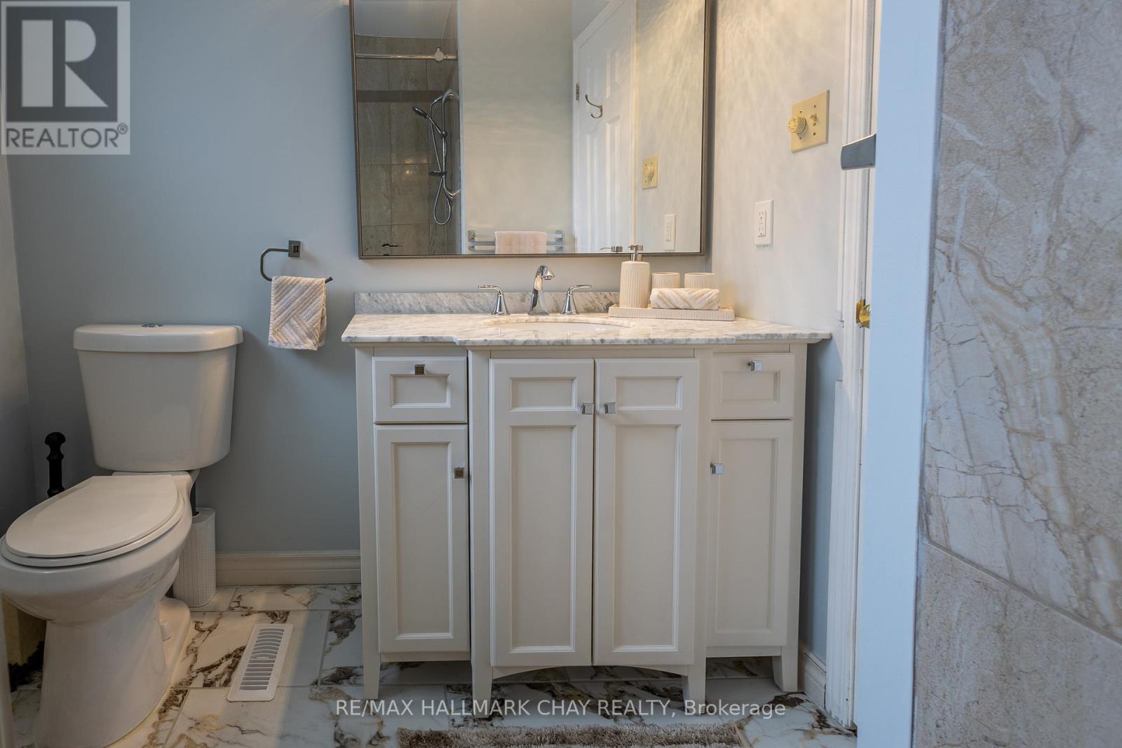 26 Orwell Crescent, Barrie, Ontario  L4N 6M6 - Photo 22 - S12696392