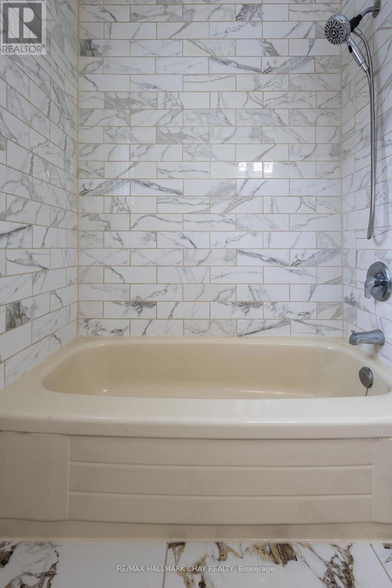 26 Orwell Crescent, Barrie, Ontario  L4N 6M6 - Photo 26 - S12696392