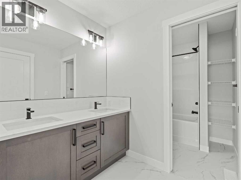 307 Kinniburgh Loop, Chestermere, Alberta  T1X 3C3 - Photo 33 - A2272799