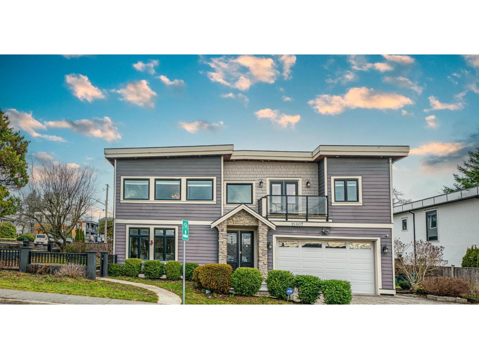 15807 BUENA VISTA AVENUE, White Rock, British Columbia