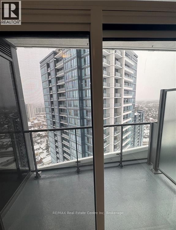 1007 - 25 Wellington Street S, Kitchener, Ontario  N2G 0G5 - Photo 5 - X12696762