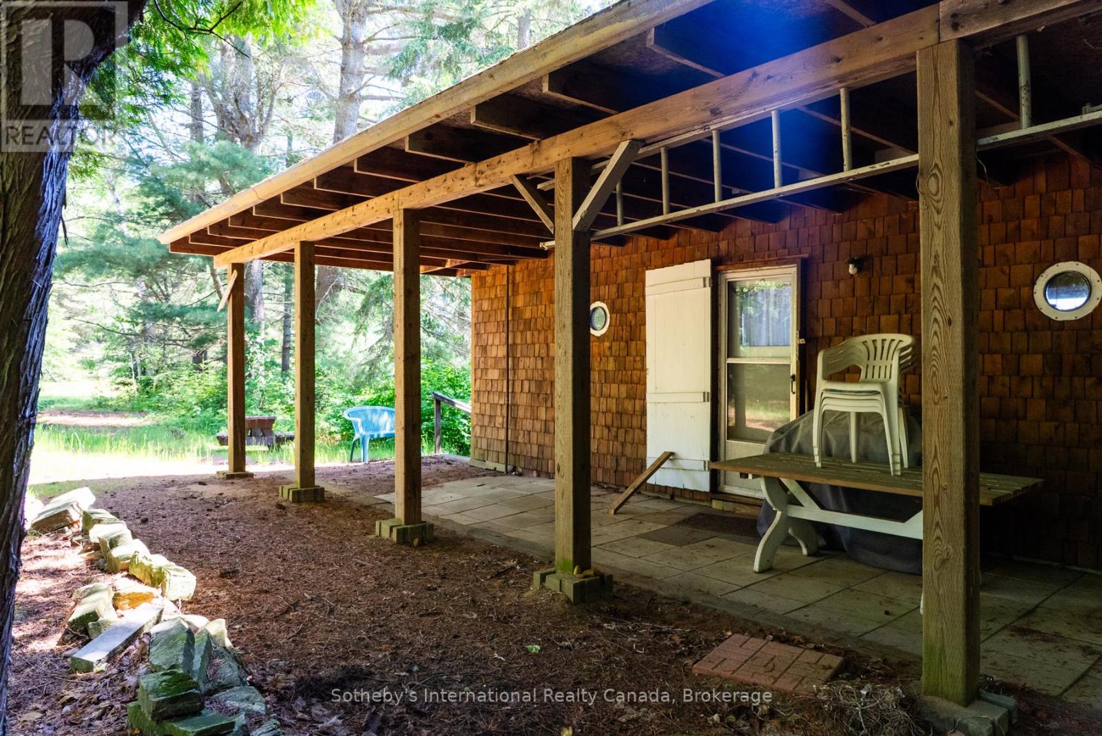 2447 South Portage Road, Lake Of Bays, Ontario L8H 6Z4 - Photo 24 - X12696784