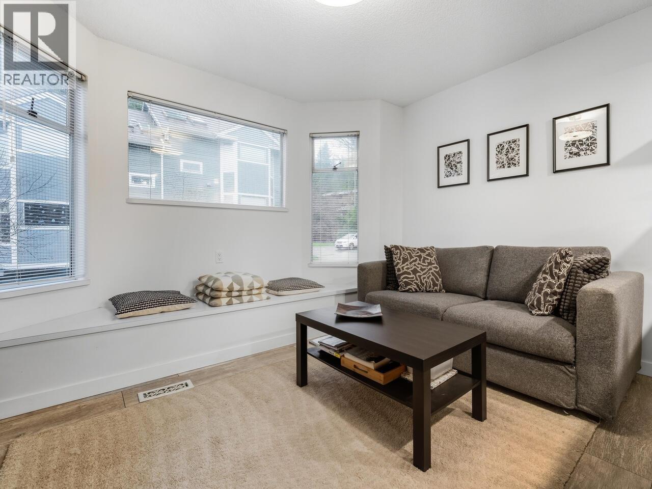 8616 Saffron Place, Burnaby, British Columbia  V5A 4H9 - Photo 6 - R3079444