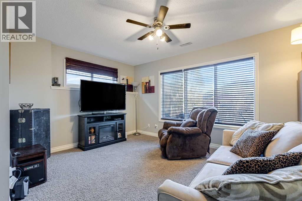 521 Westmount Close, Okotoks, Alberta  T1S 0B7 - Photo 30 - A2277474