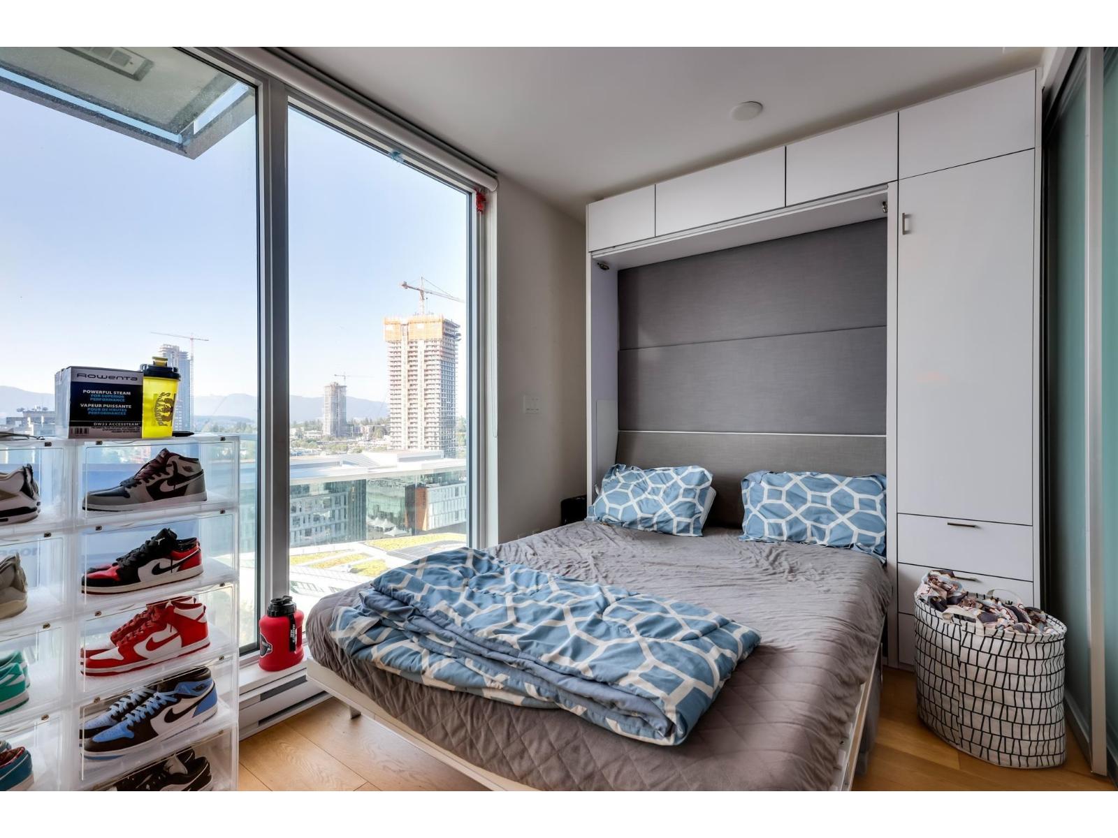 1608 13438 Central Avenue, Surrey, British Columbia  V3T 0N2 - Photo 2 - R3079499