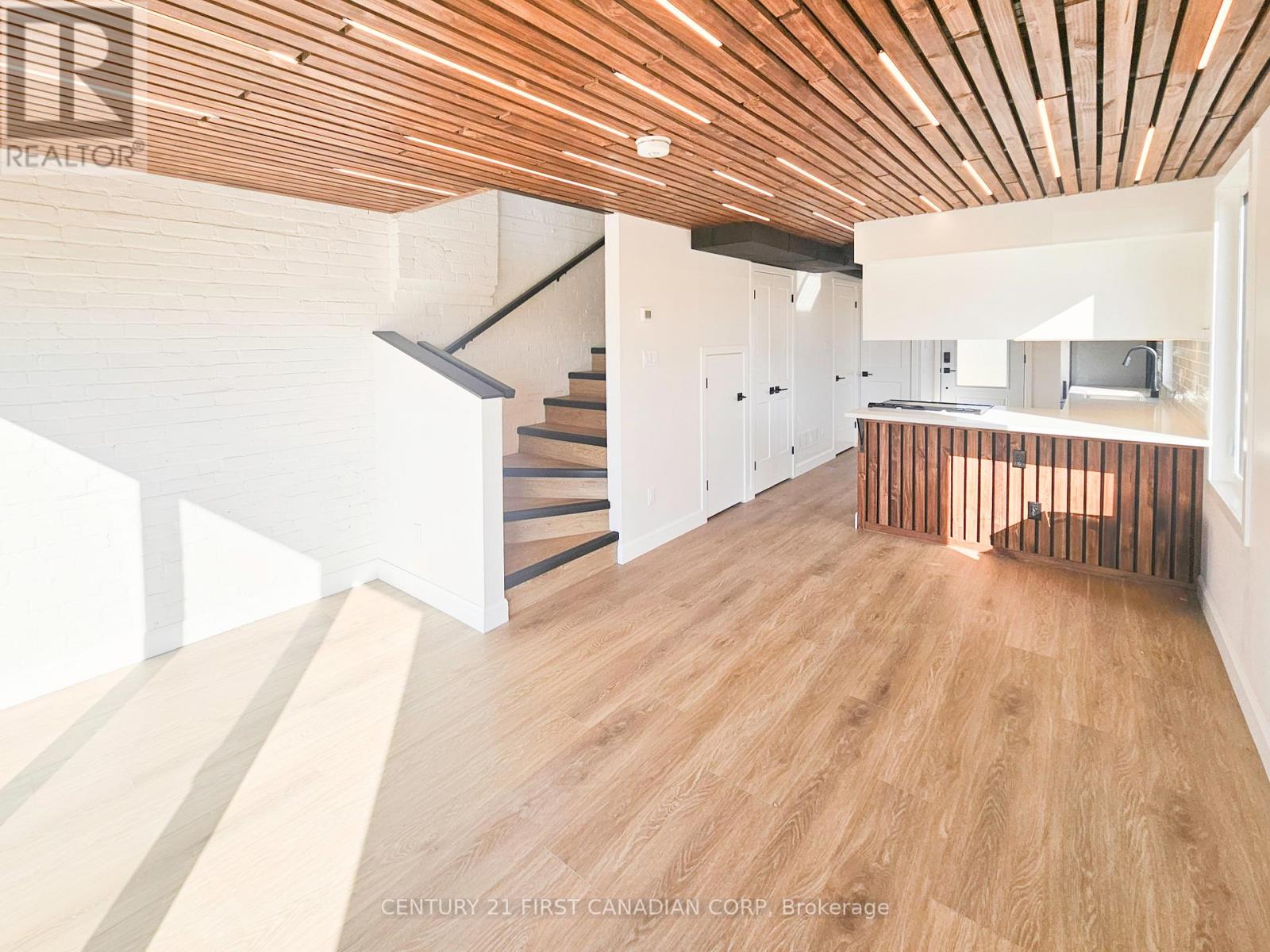 Unit 4 - 857 Dundas Street, London East, Ontario  N5W 2Z8 - Photo 6 - X12696628