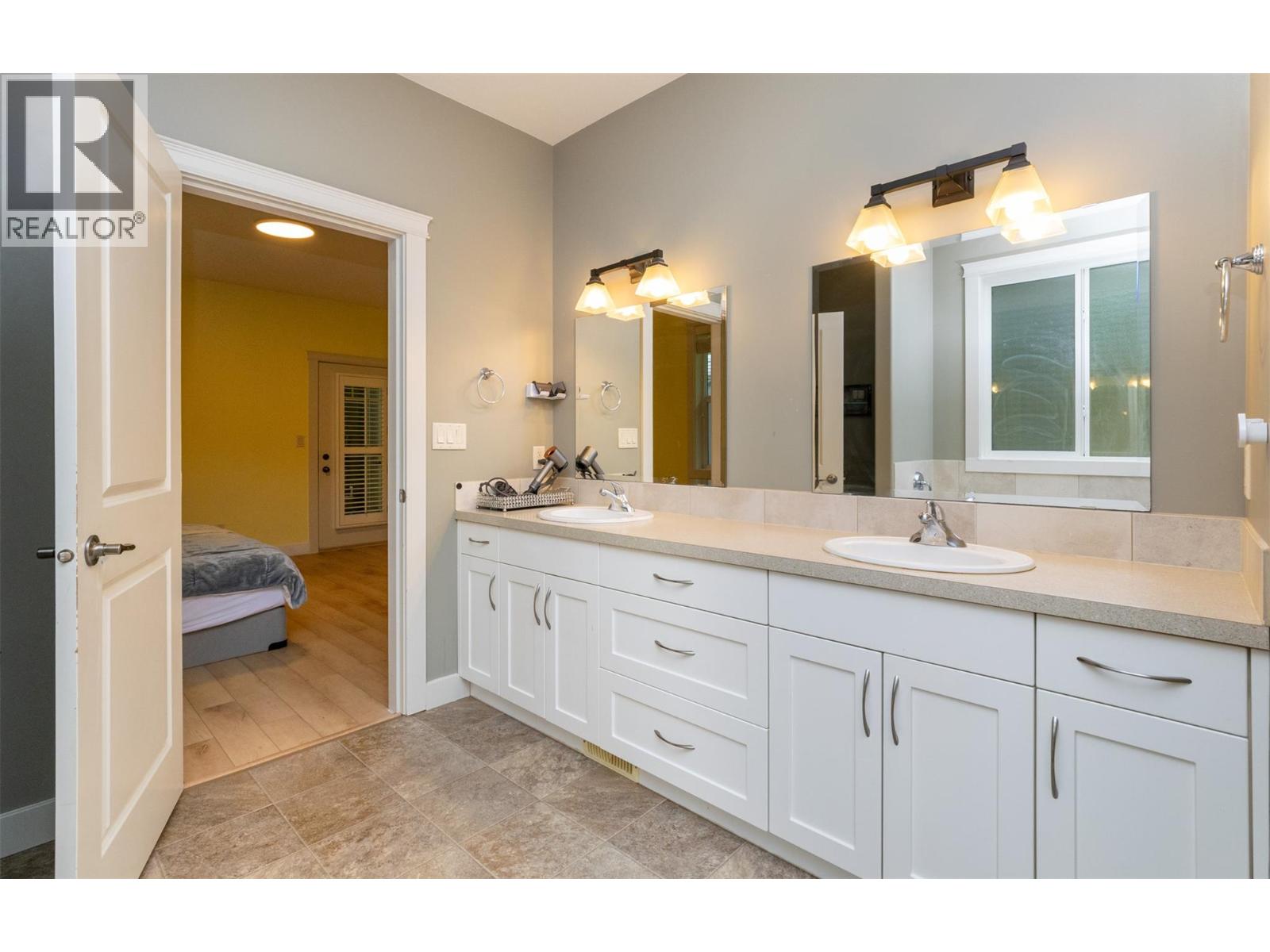 1581 20 Street Ne Unit# 36, Salmon Arm, British Columbia  V1E 0A7 - Photo 29 - 10367325