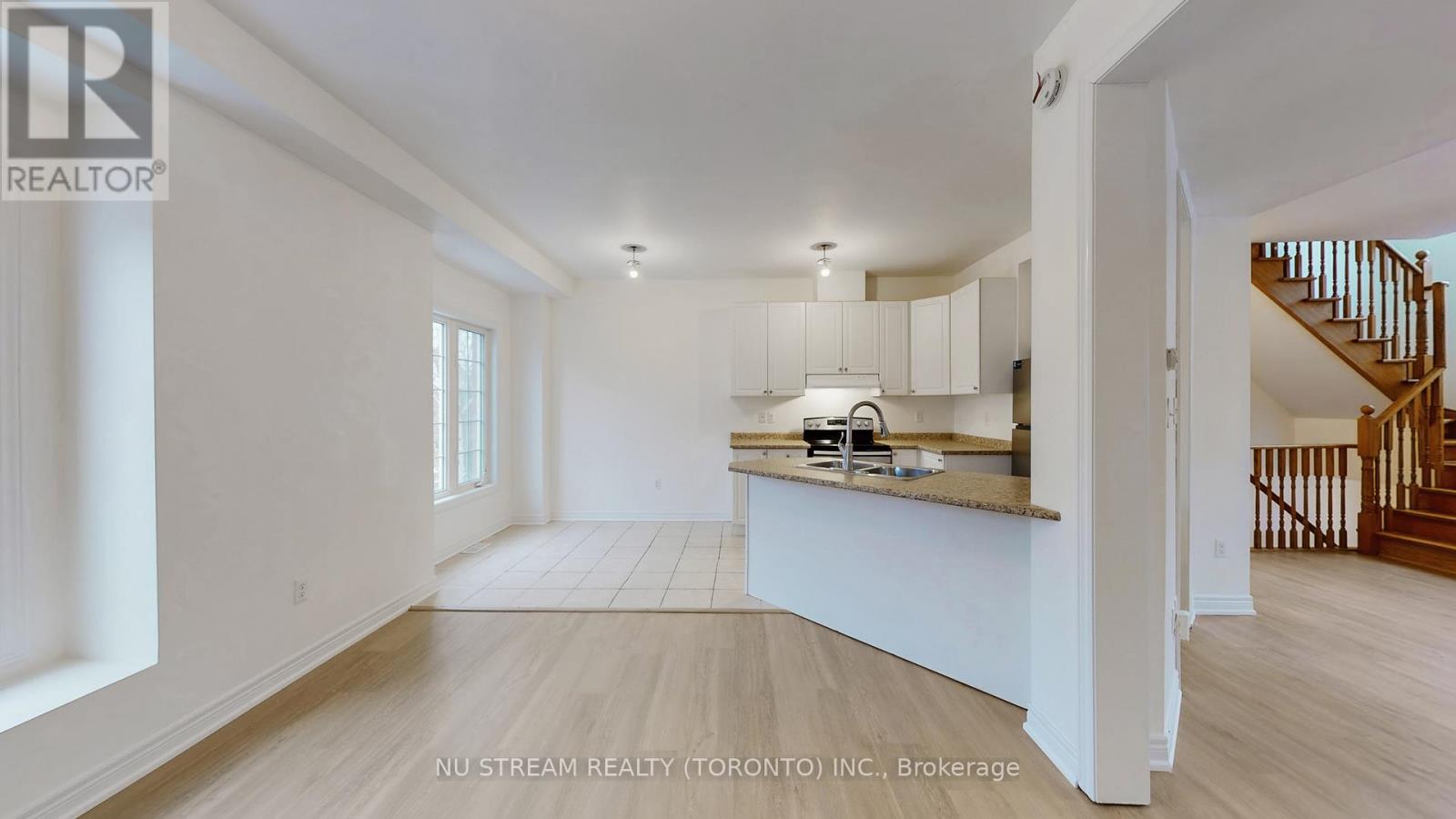 72 - 15 Old Colony Road, Richmond Hill, Ontario  L4E 4L5 - Photo 13 - N12694988