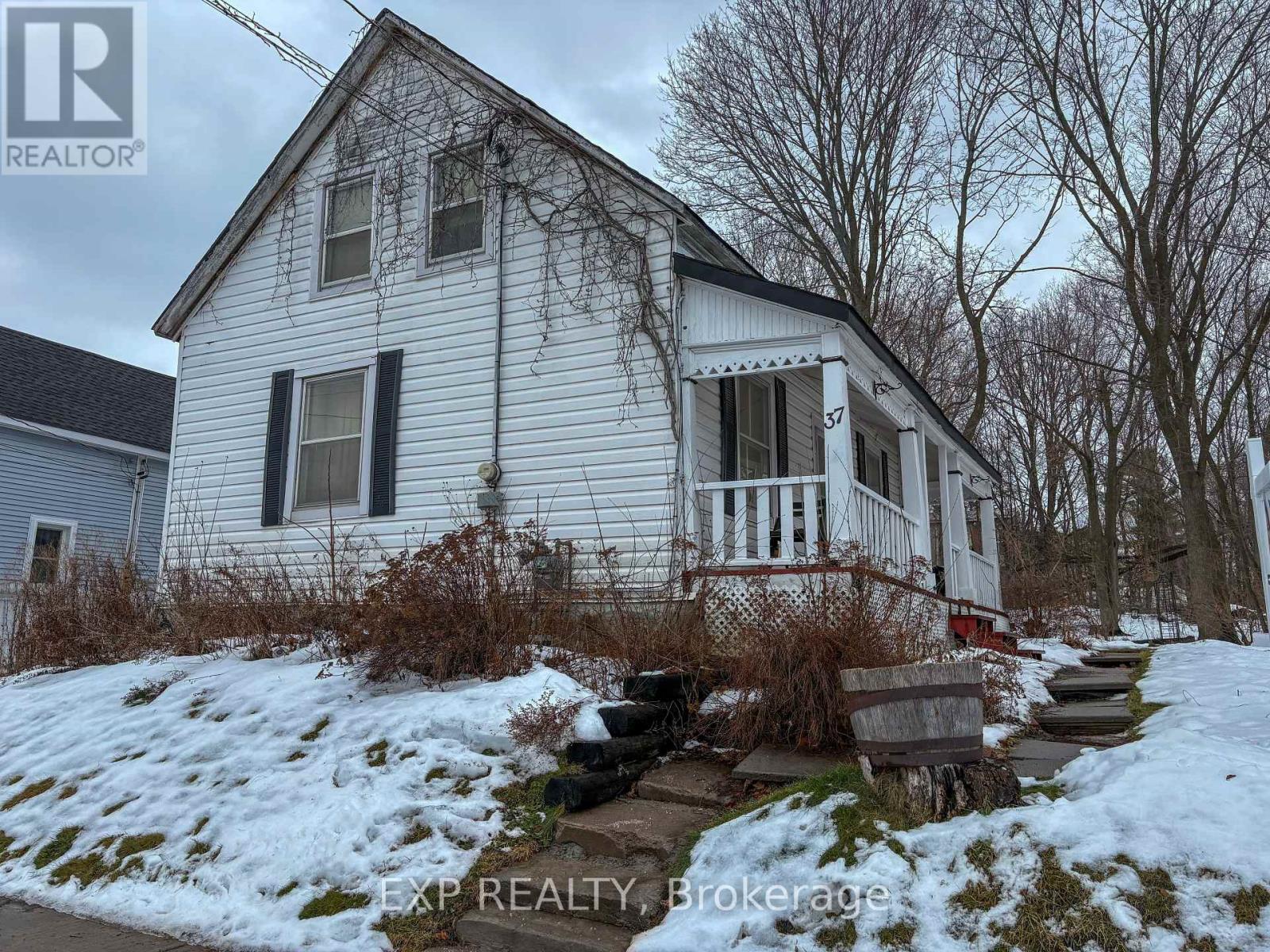 37 MUTUAL AVENUE, Renfrew, Ontario