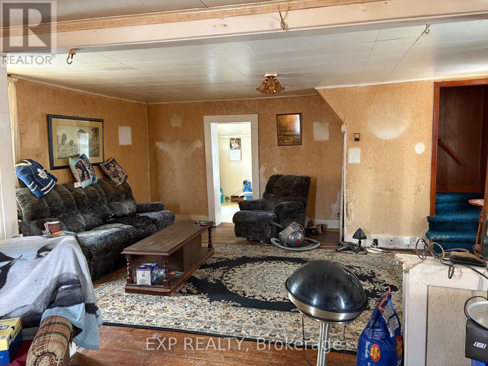 37 Mutual Avenue, Renfrew, Ontario  K7V 3R4 - Photo 6 - X12696650