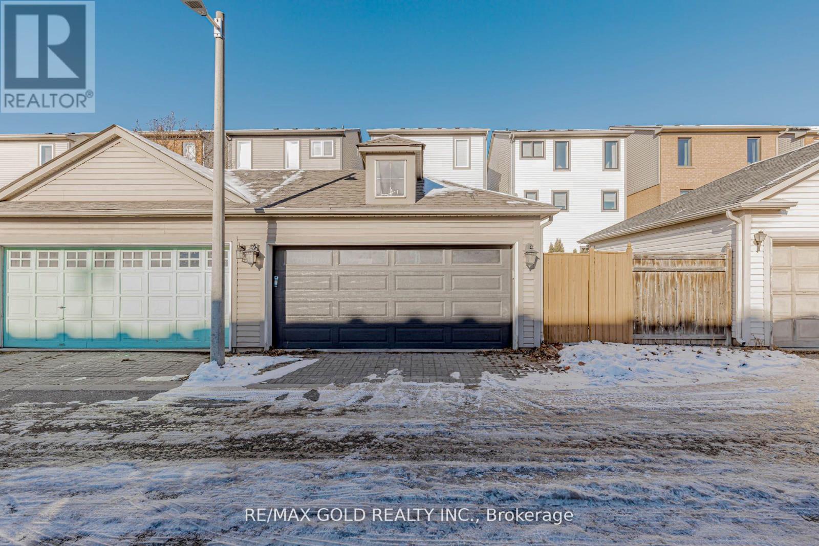 246 Littlewood Drive, Oakville, Ontario  L6H 7K1 - Photo 48 - W12696406