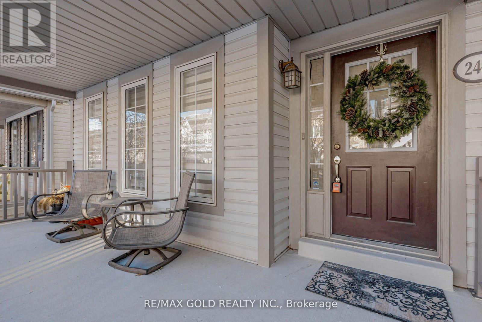 246 Littlewood Drive, Oakville, Ontario  L6H 7K1 - Photo 5 - W12696406