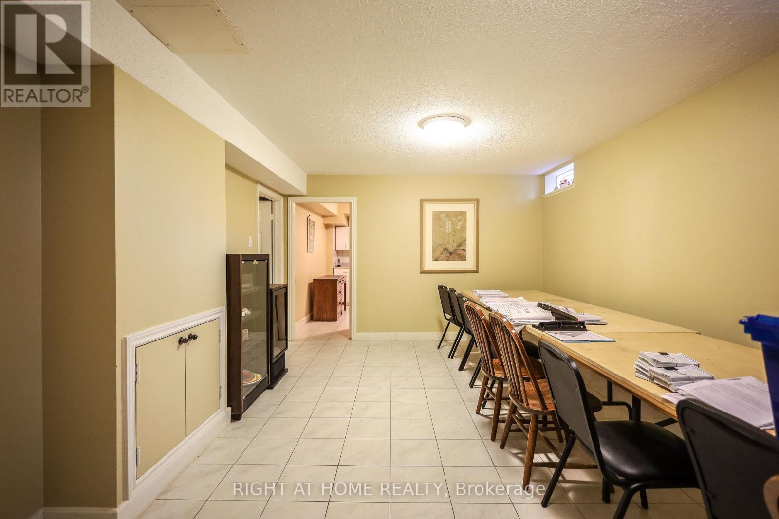 1827 Folkway Drive, Mississauga, Ontario  L5L 2X1 - Photo 37 - W12696416