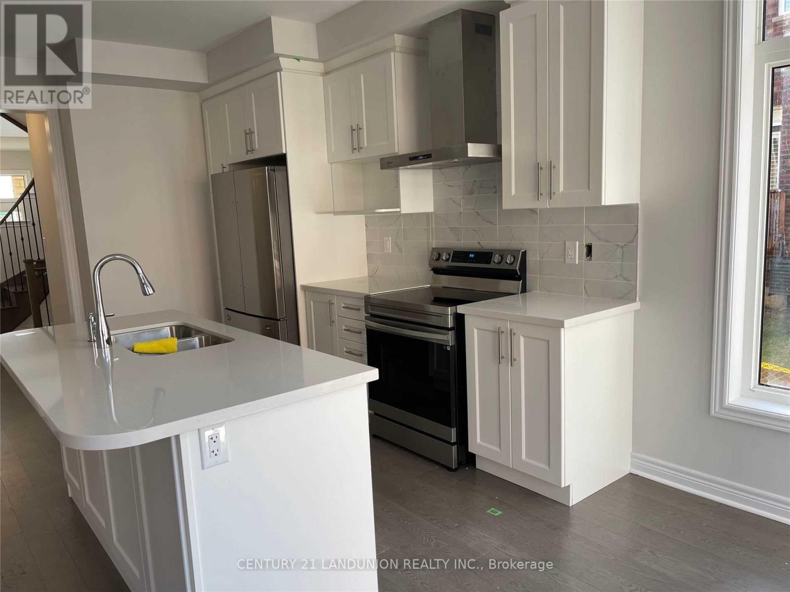 121 Marigold Gardens, Oakville, Ontario  L6H 0Y1 - Photo 14 - W12696448