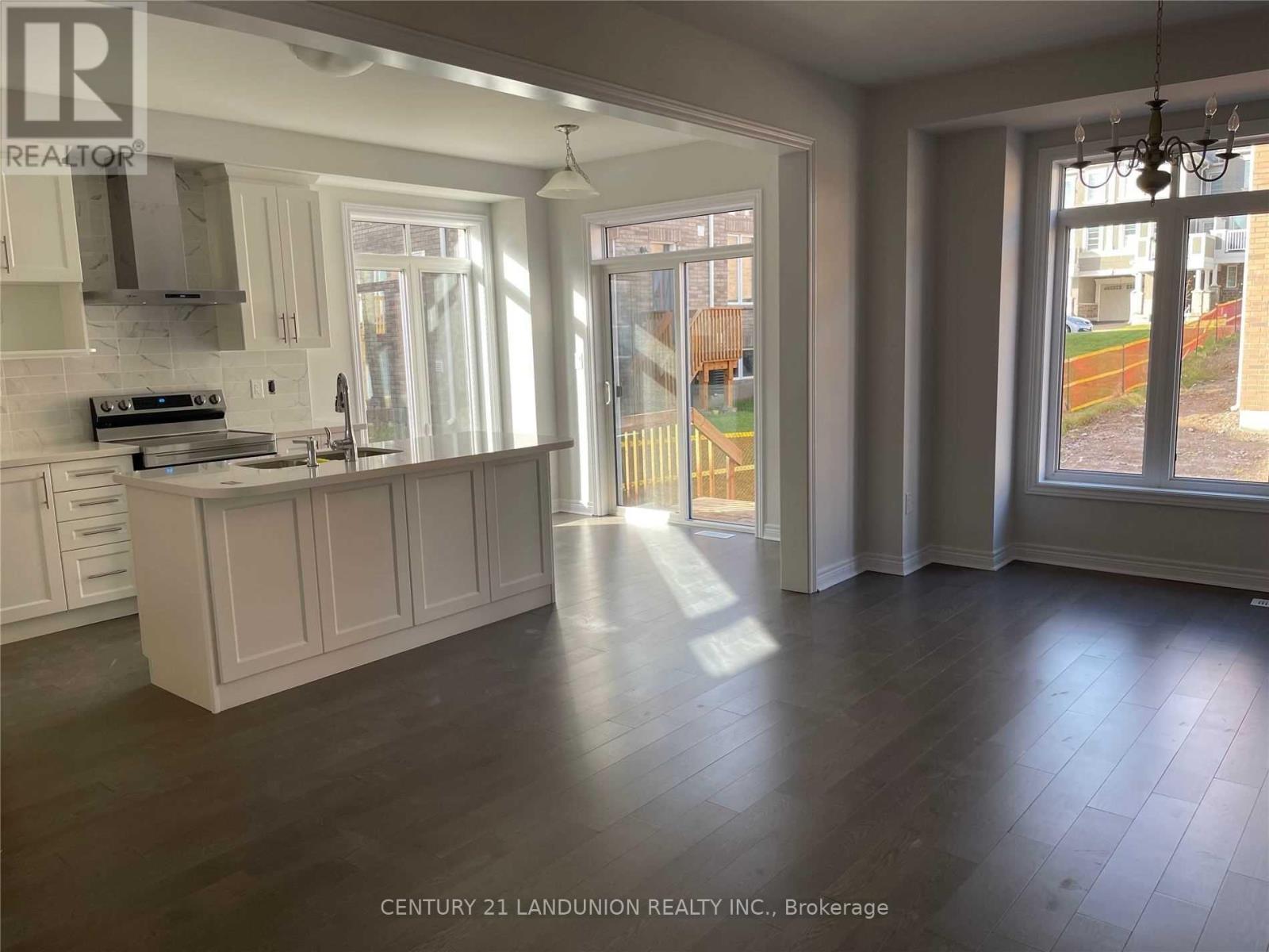 121 Marigold Gardens, Oakville, Ontario  L6H 0Y1 - Photo 16 - W12696448