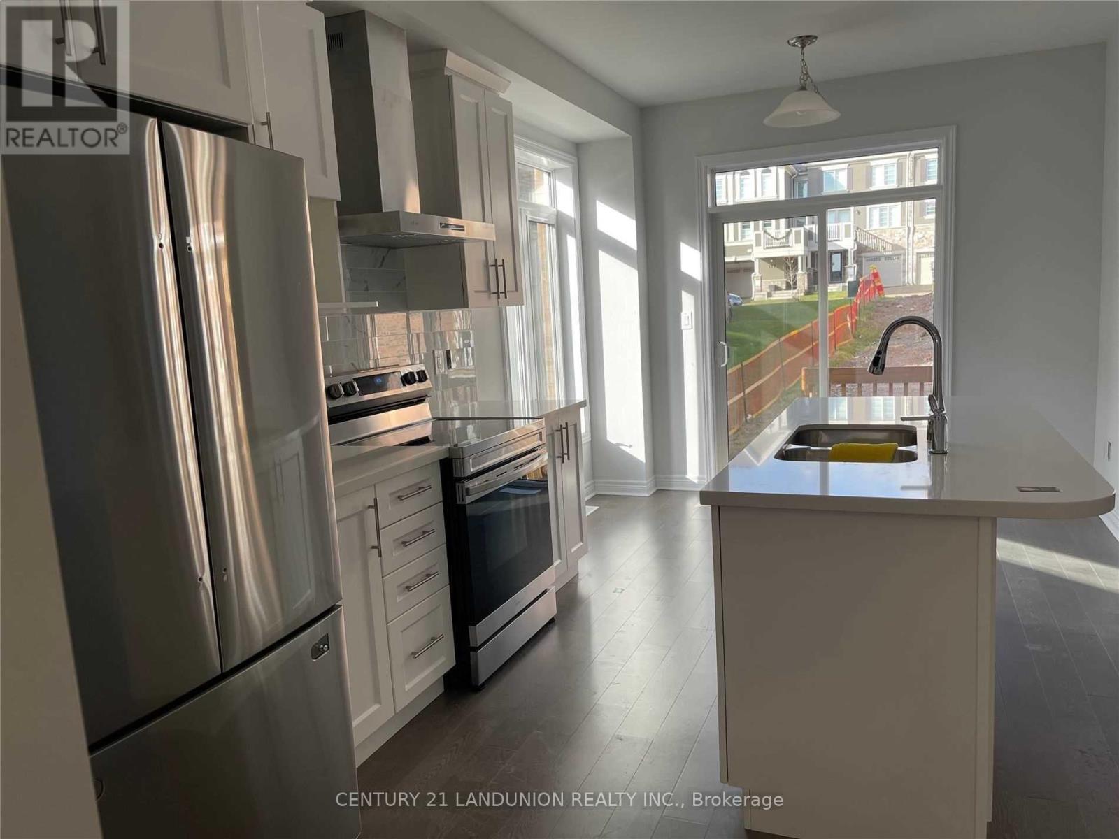 121 Marigold Gardens, Oakville, Ontario  L6H 0Y1 - Photo 18 - W12696448