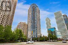 804 - 330 Burnhamthorpe Road, Mississauga, Ontario  L5R 1B8 - Photo 2 - W12696450