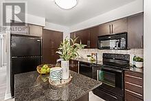 804 - 330 Burnhamthorpe Road, Mississauga, Ontario  L5R 1B8 - Photo 22 - W12696450