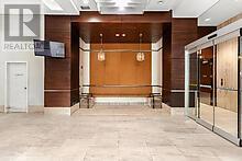 804 - 330 Burnhamthorpe Road, Mississauga, Ontario  L5R 1B8 - Photo 6 - W12696450