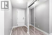 804 - 330 Burnhamthorpe Road, Mississauga, Ontario  L5R 1B8 - Photo 8 - W12696450