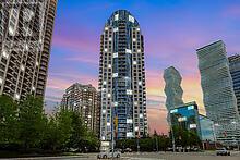 804 - 330 BURNHAMTHORPE ROAD, Mississauga, Ontario