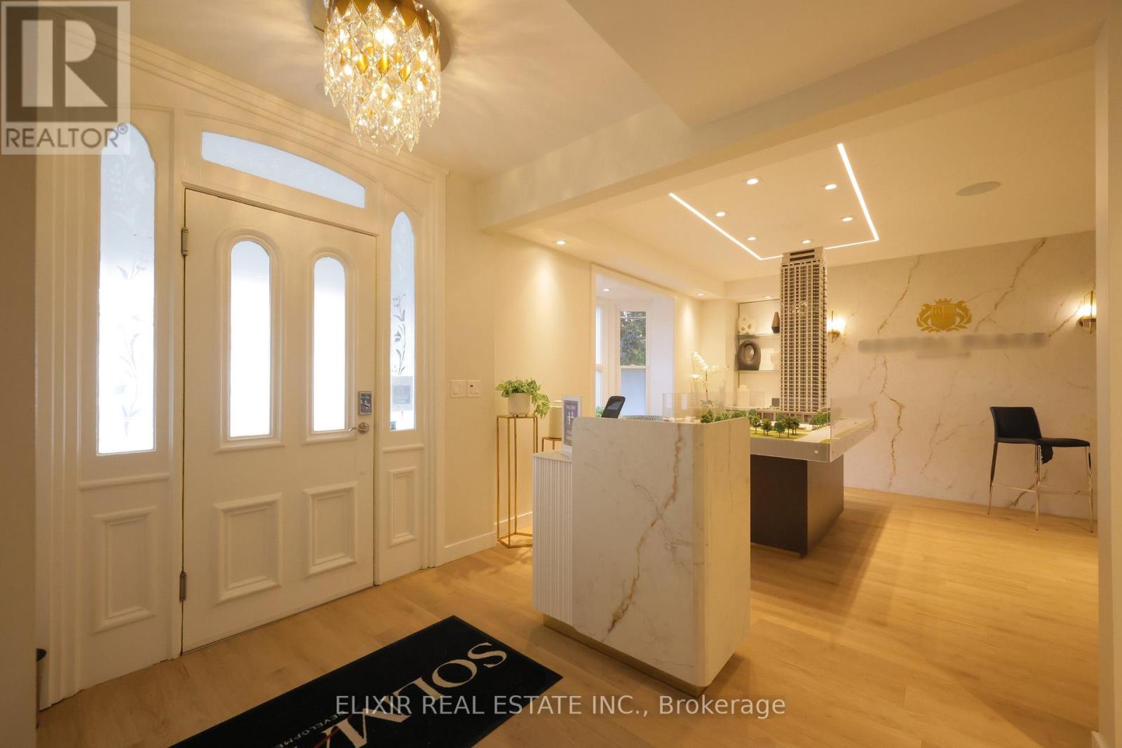 204 Main Street N, Brampton, Ontario  L6V 1P1 - Photo 8 - W12696458