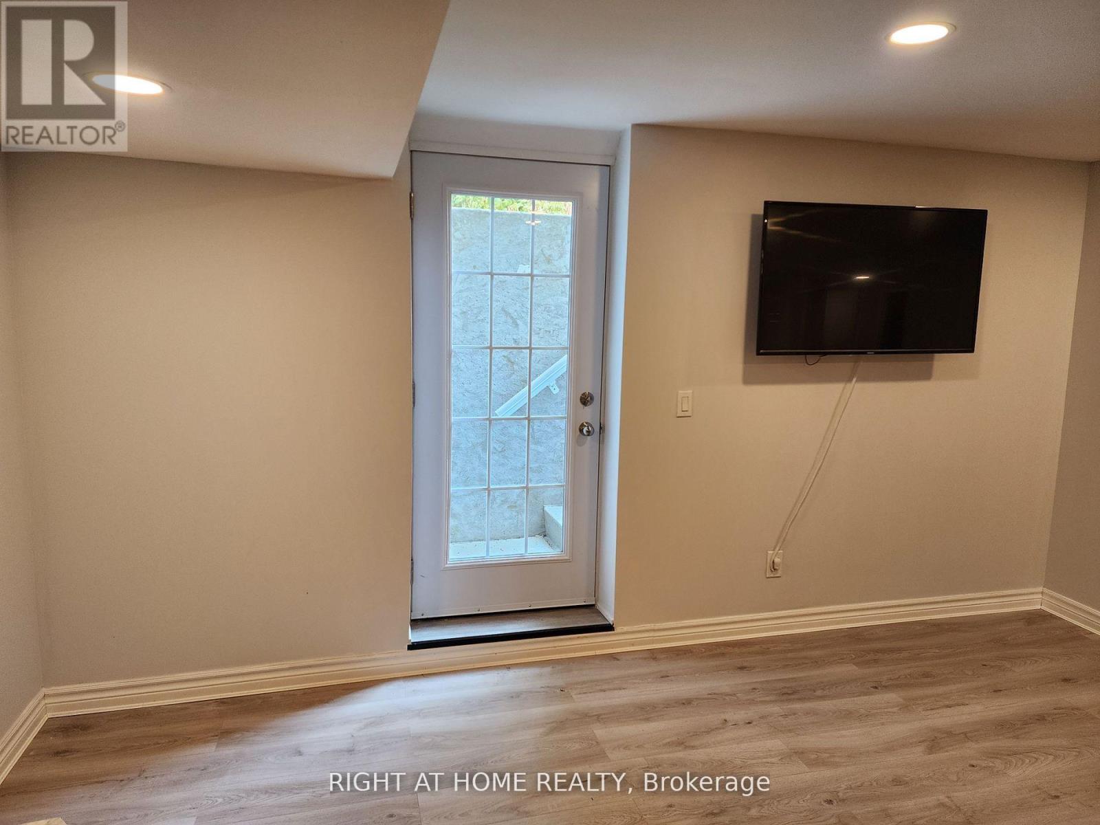 Bsmt - 393 Bristol Road E, Mississauga, Ontario  L4Z 3V6 - Photo 13 - W12696496