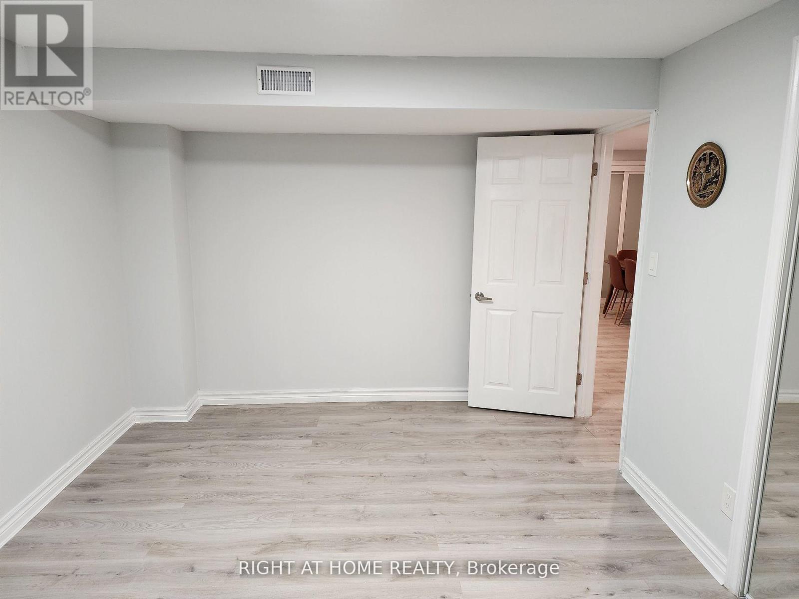 Bsmt - 393 Bristol Road E, Mississauga, Ontario  L4Z 3V6 - Photo 18 - W12696496